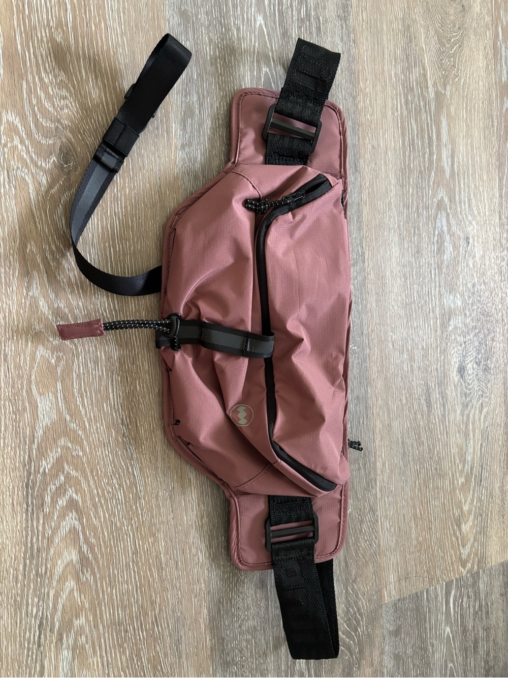 Janji Dusty Rose Multipass Sling Bag